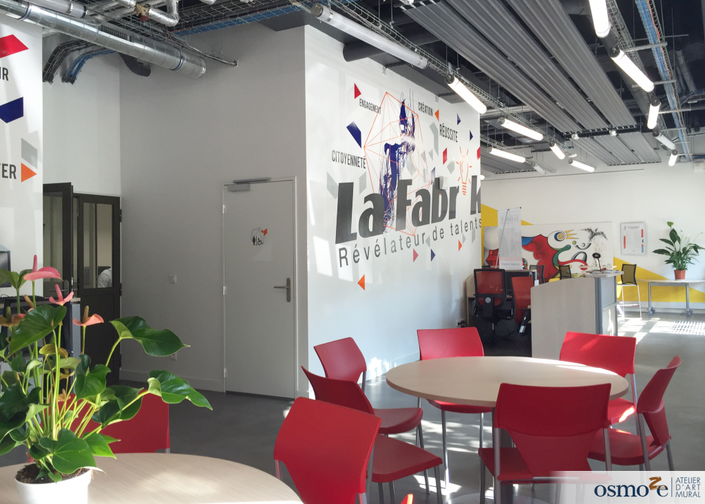 Une décoration artistique pour l'espace co-working / jeunesse de la ville d'Evry ! 14 IMG 1844