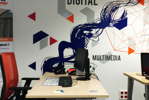 decoration-espace-multimedia-ref Signalétique Géante > Mur > Espace Coworking La Fabrik > Evry