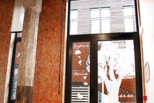 Décoration Murale & Signalétique > Vitrophanie > Association Handicap ARAHM Mulhouse decoration murale hall aapei