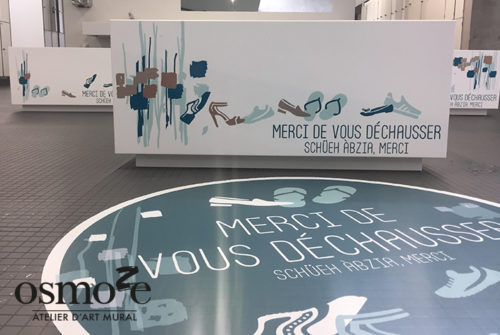 Décoration murale et signalétique artistique > Signalétique décorative > Décoration et Signalétique Murale Moderne > Art Contemporain > Piscine Ferrette > Vestiaires Décoration murale et signalétique artistique > Signalétique décorative > Décoration et Signalétique Murale Moderne > Art Contemporain > Piscine Ferrette > Vestiaires