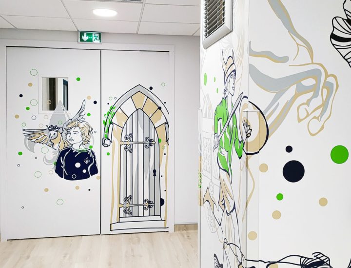 Décoration couloirs hôpital enfants > CHU Dijon