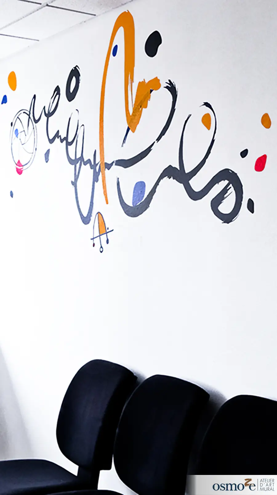 L'UNIVERS ABSTRAIT ET COLORÉ DE LA CREATIVITY ROOM DE FRANCE TRAVAIL, DIJON (21) 32 18modif
