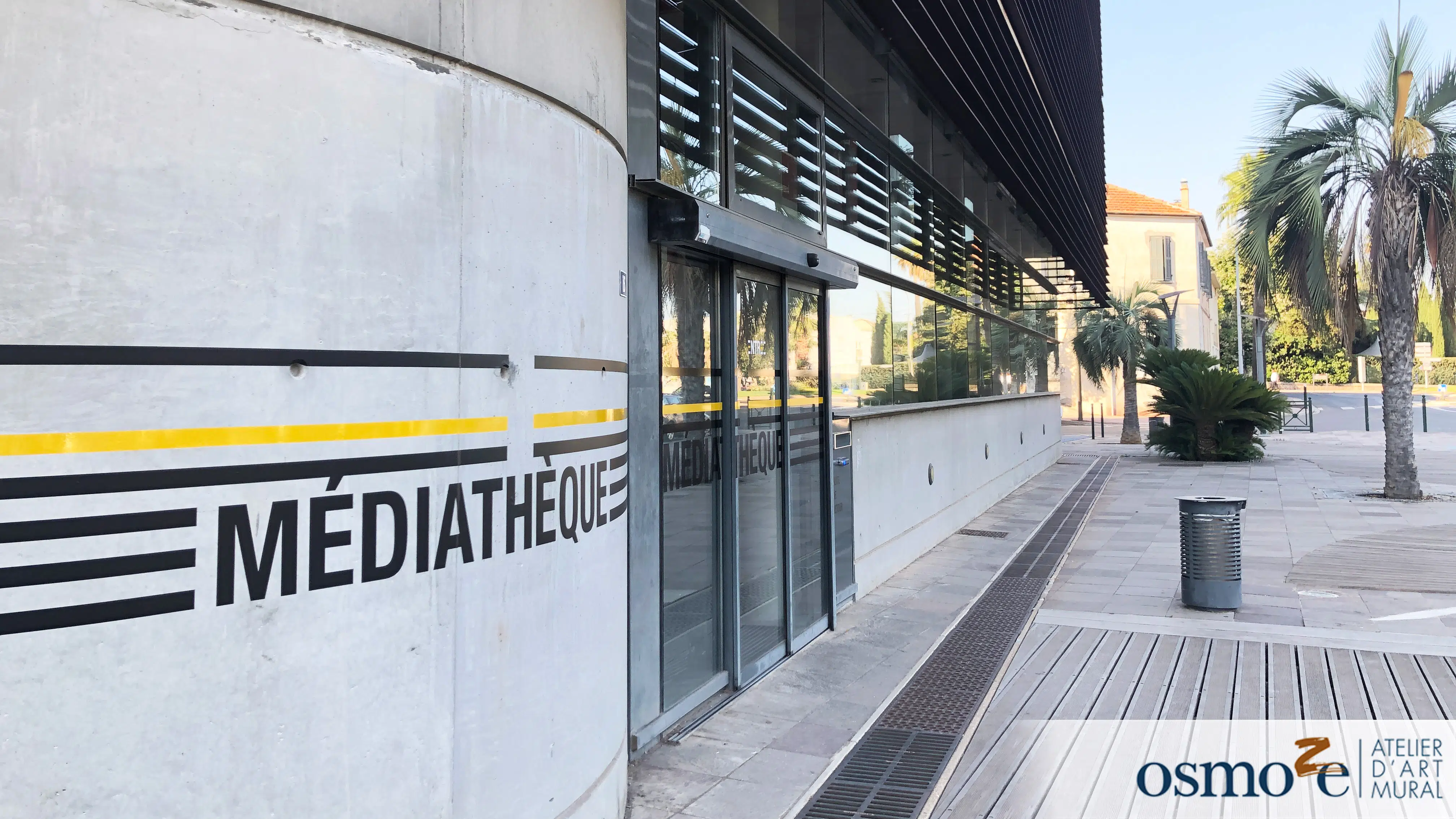 décoration et fresques de médiathèques