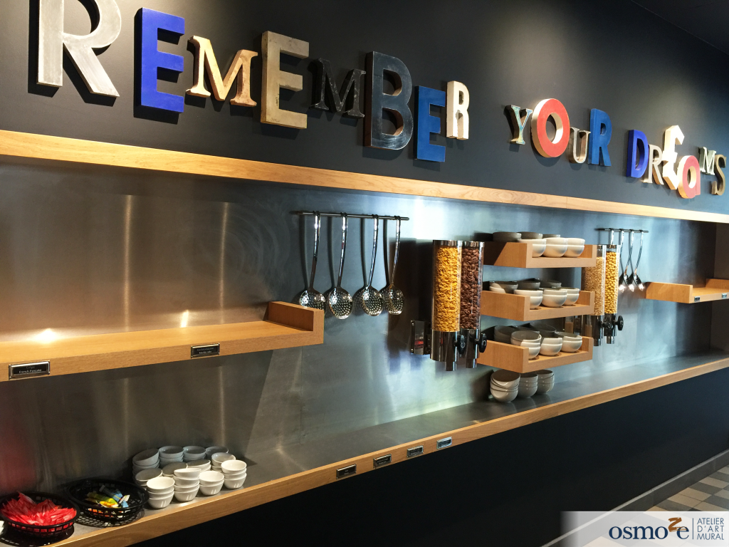 Signalétique hôtel : l’incroyable transformation esthétique de l’hôtel Kyriad Prestige de Paris Bercy (12e) 17 8