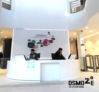 Décoration Murale Contemporaine et Végétale pour les salles de test et d’essai du Groupe Loréal