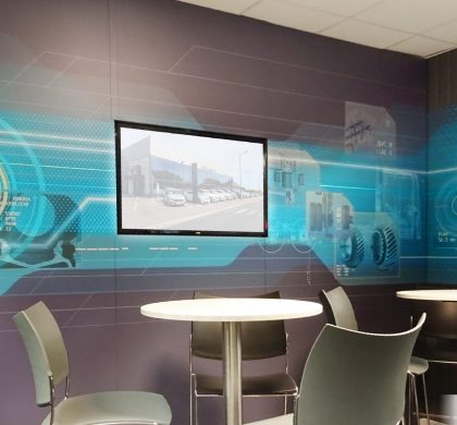 DESIGN, FRESQUE & SIGNALÉTIQUE POUR MERCEDES-BENZ, STRASBOURG (67)