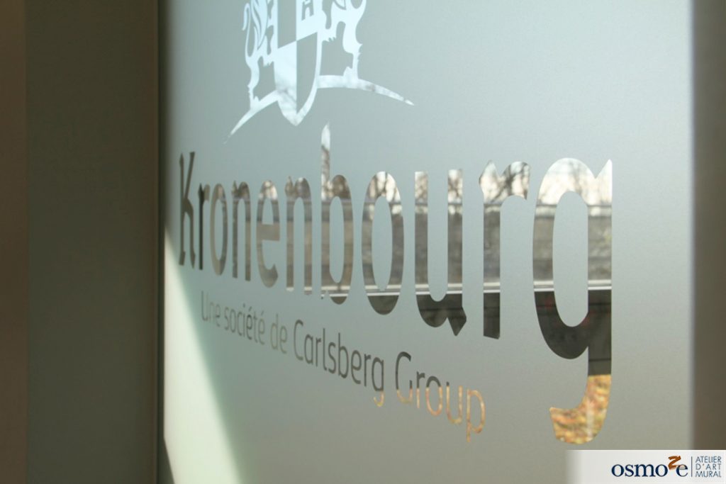 Découvrez le projet de vitrophanie PMR installé au siège social de Kronenbourg. 22 thumb IMG 1315 1024