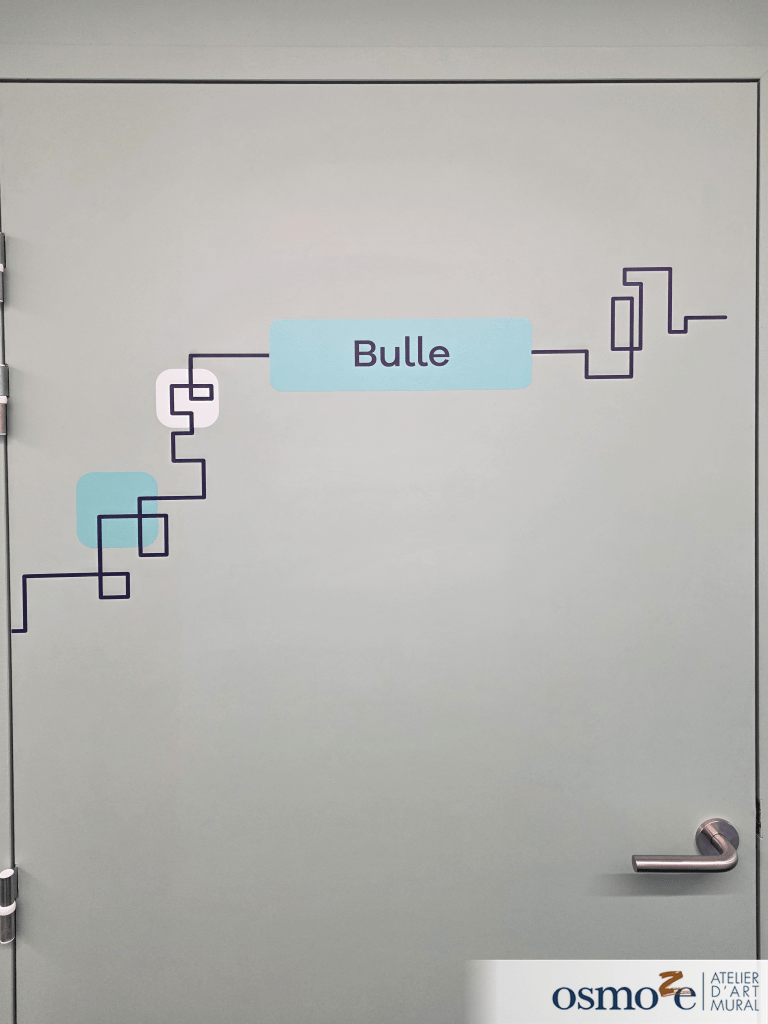 Le siège d’Est Ensemble Habitat France (Montreuil - 93) fait appel à Osmoze pour créer la totalité de la décoration et signalétique de son nouveau bâtiment 36 3342 1