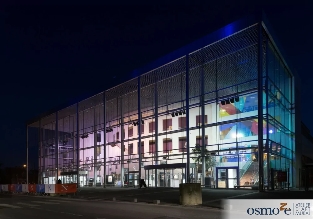 Osmoze transforme l’Espace Michel Simon (93) : une nouvelle signalétique pour un lieu culturel incontournable 13 Frame 58